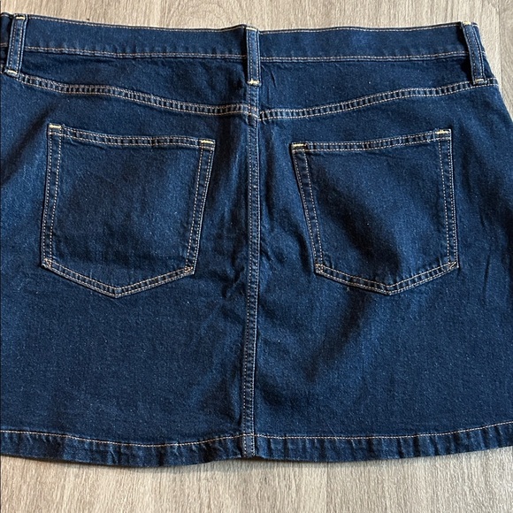 GAP  Mini Skirt - Picture 8 of 9
